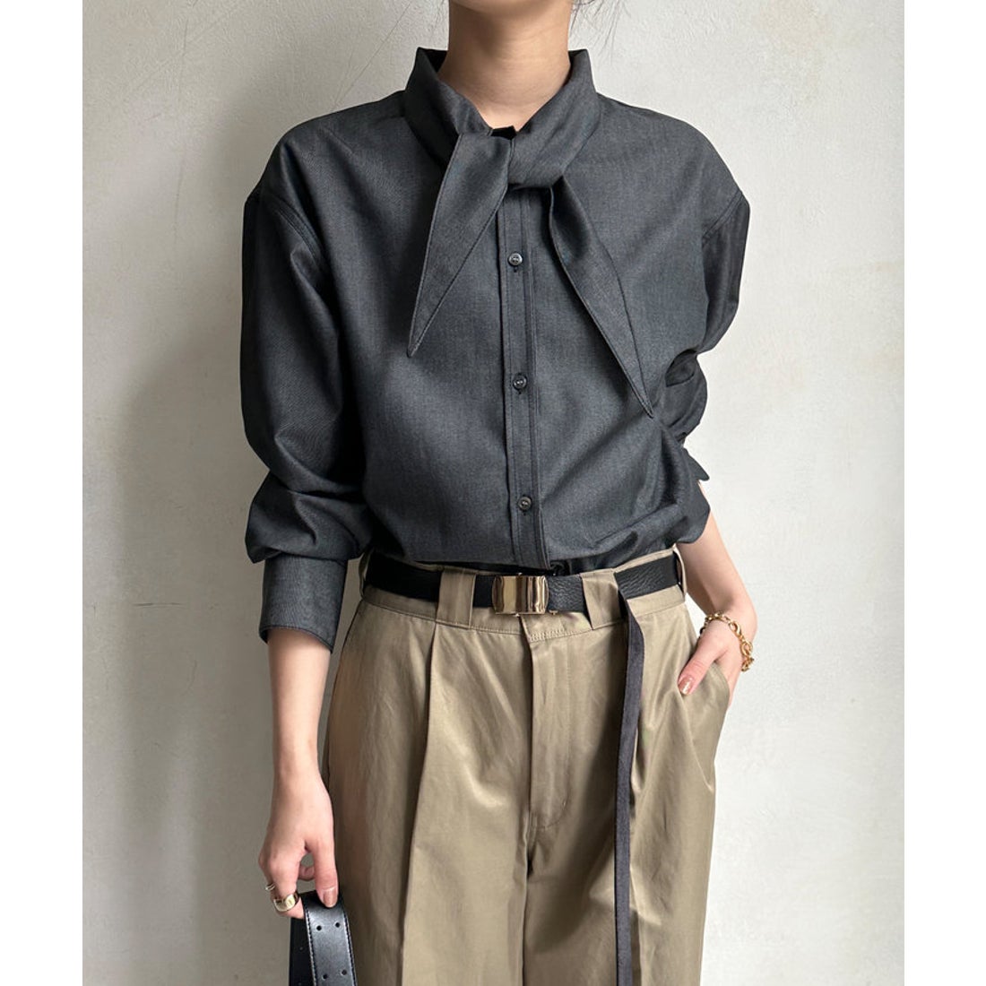 新品 カーキ 【DouDou】フリルカラーシャツ WEB限定】フリルカラー 