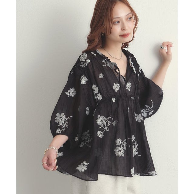 【Discoat】起毛大花柄刺繍ブラウス （black）