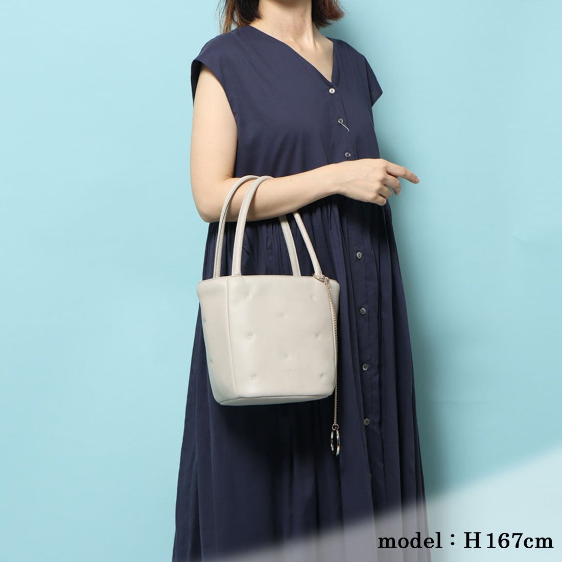 ペレボルサ PELLE BORSA ハンドバッグ （ベージュ） - ファッション 