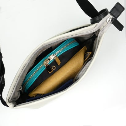 ペレボルサ PELLE BORSA 「チアーズ」ショルダーバッグ （アイボリー）日本製｜詳細画像