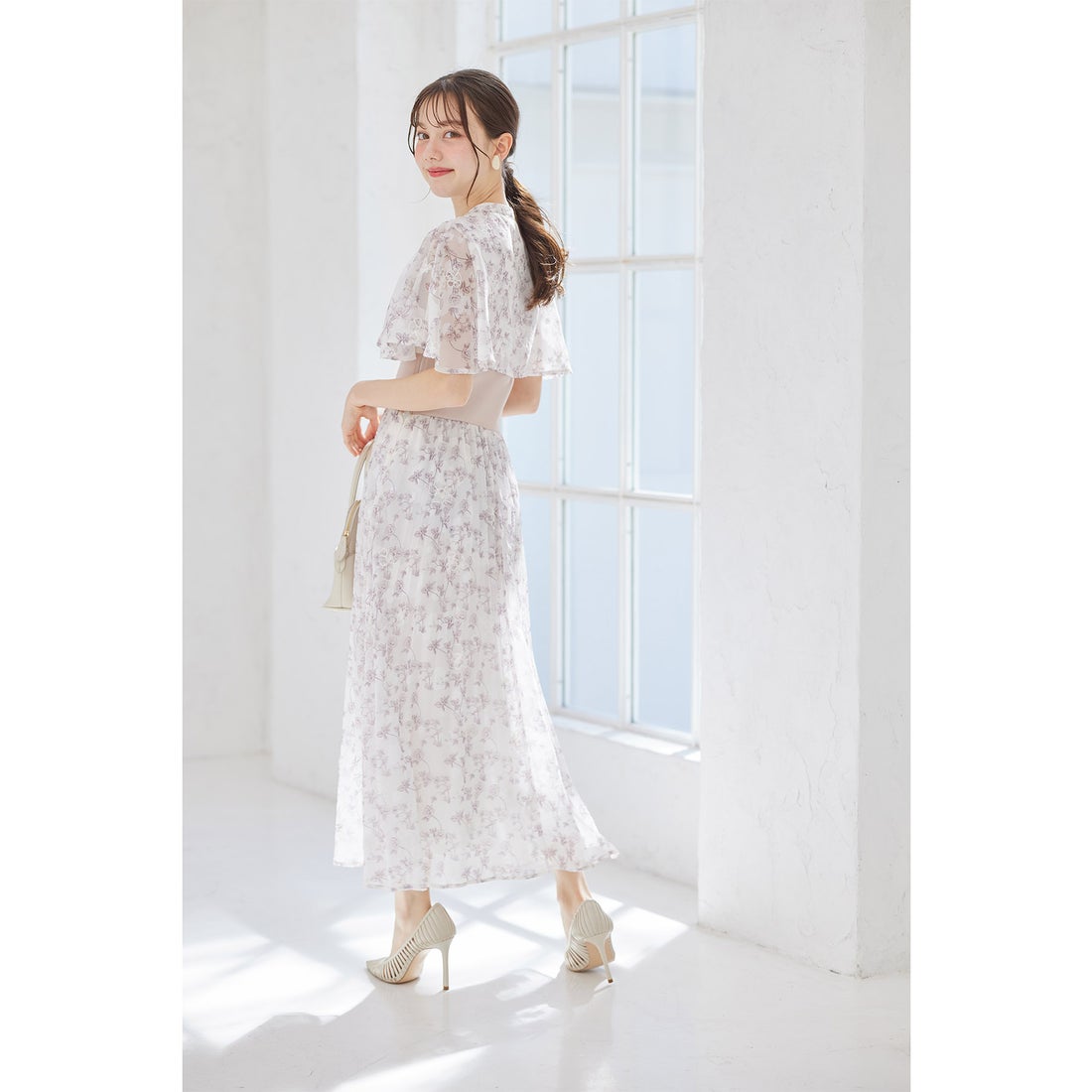 Pina sweet collection フラワーレースケープ ホワイト Pina sweet collection フラワーレースケープ ホワイト フラワーレース