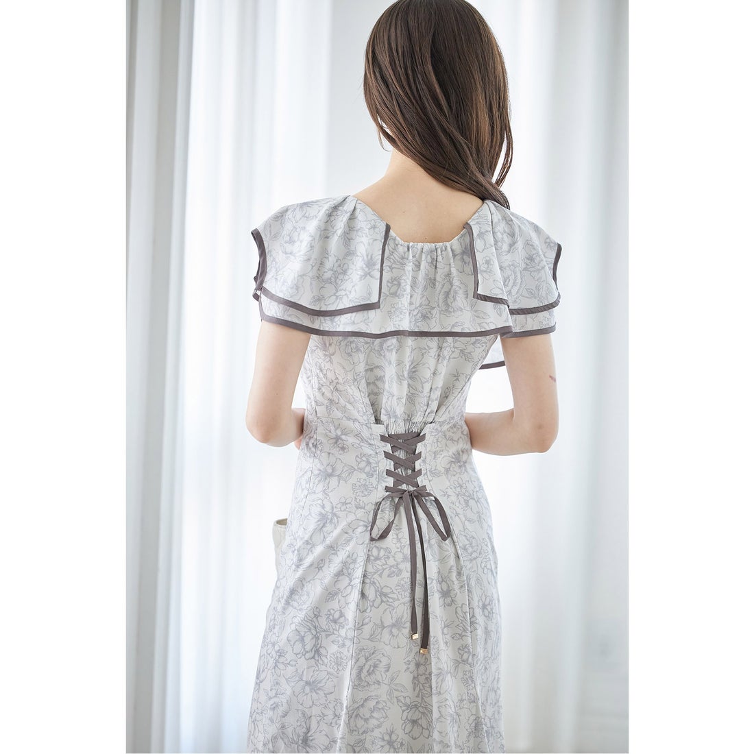 トッコクローゼット tocco closet バックレースアップパイピングビック 