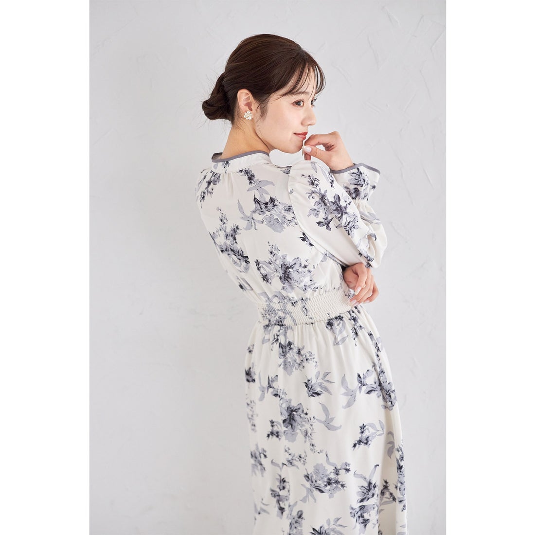 トッコクローゼット tocco closet シルエットフラワープリント 
