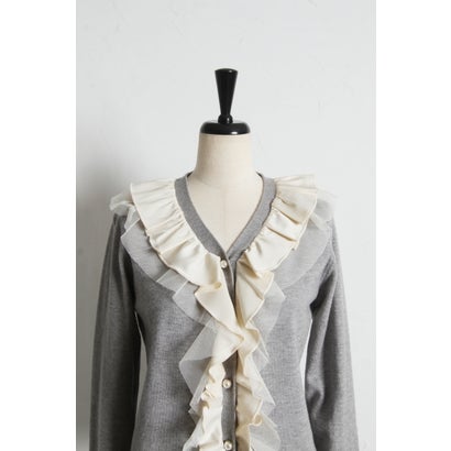 トッコクローゼット tocco closet パール釦ラッフルフリル配色ニットカーディガン｜詳細画像
