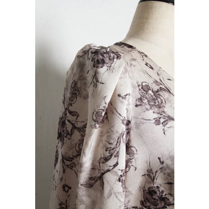 トッコクローゼット tocco closet アンティークフラワーマットサテンワンピース｜詳細画像