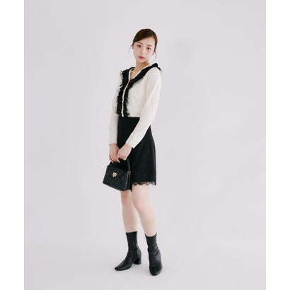 トッコクローゼット tocco closet ビジューボタン付きレーストリムラップミニスカート｜詳細画像