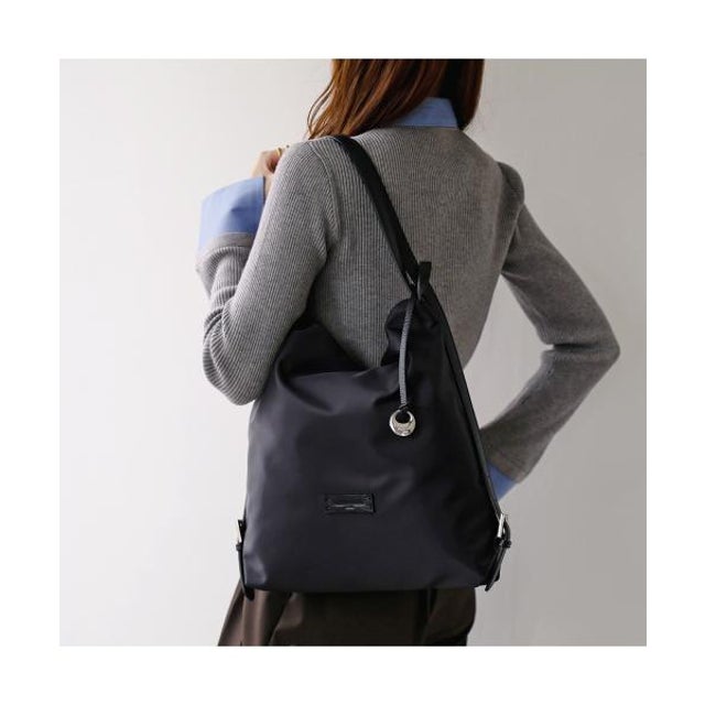 ショルダーバッグ Giudecca Y27723 リュック （NERO/ブラック）