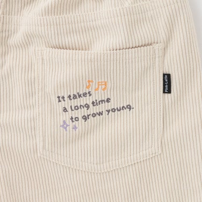 レタリング刺繍コーデュロイショートパンツ （アイボリー）｜詳細画像