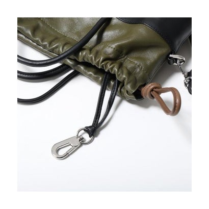 ピエール アルディ PIERRE HARDY PIERRE HARDY ショルダーバッグ TWIN AHV4 （CALF-LAMB/BLACK-KAKI-CAMEL）｜詳細画像