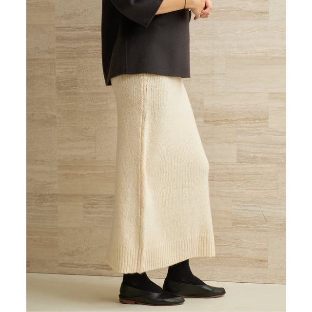 《予約》KNIT ロングスカート （ホワイト）