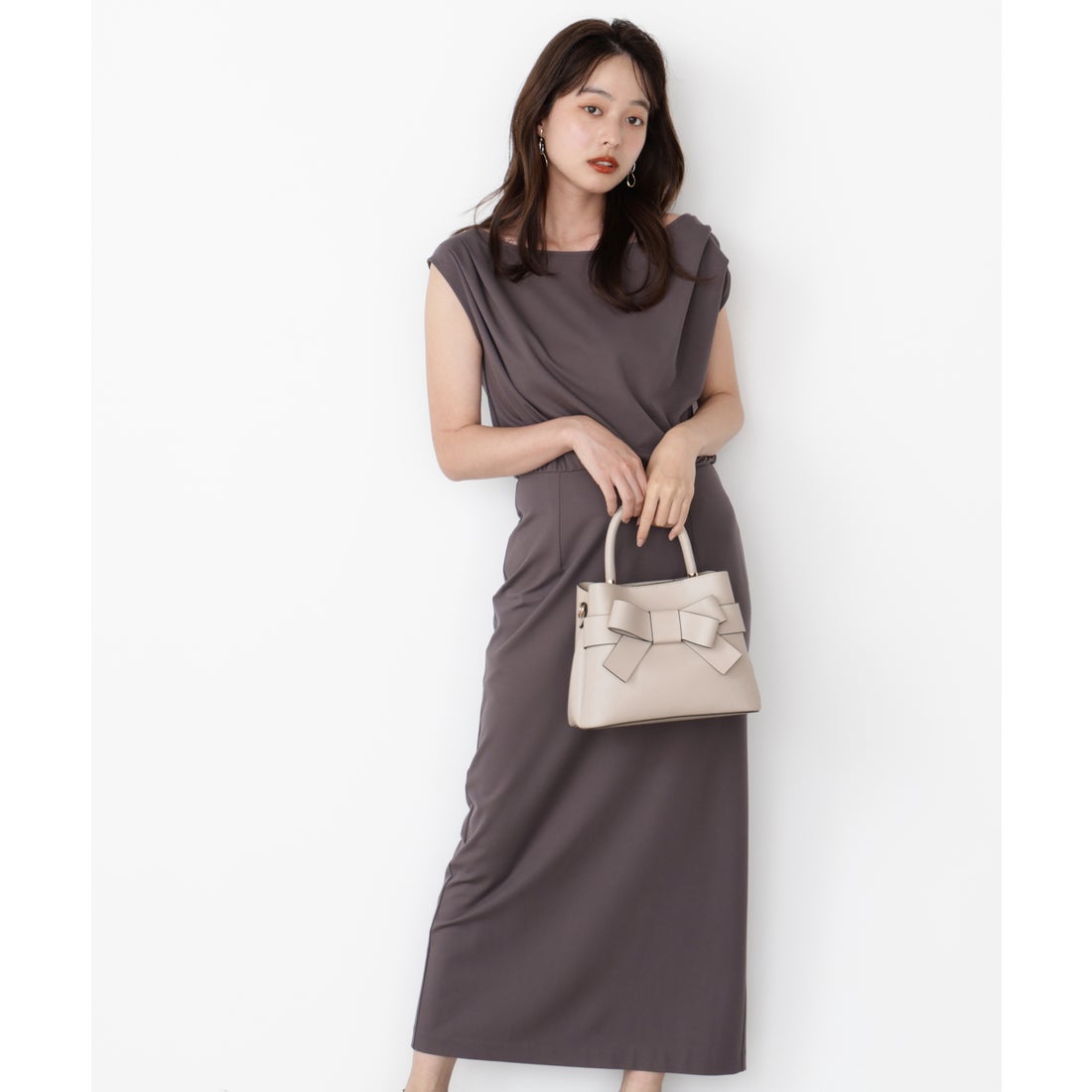 プロポーションボディドレッシング PROPORTION BODY DRESSING フロント 