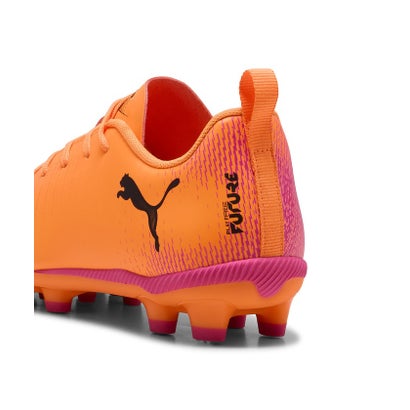 プーマ/キッズ/フューチャー 8 プレイ HG/AG + MID JR （HEAT FIRE-PUMA BLACK-RAVISH）｜詳細画像