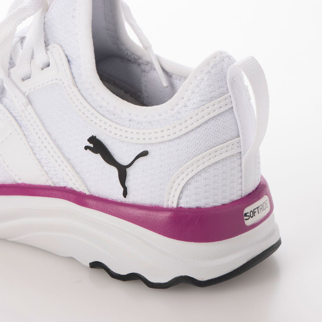 プーマ PUMA SOFTRIDE ソフィア 194355 （ホワイト） -ファッション