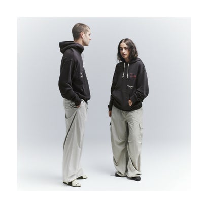 メンズ マクラーレン ジェームス ハント グラフィック フーディ McLaren James Hunt Hoodie （Mouse Gray）｜詳細画像