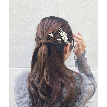 パーティー 結婚式 二次会 ヘアアクセサリー パール ホワイト Uピン ゴールド フラワー （ホワイト×ゴールド）｜詳細画像