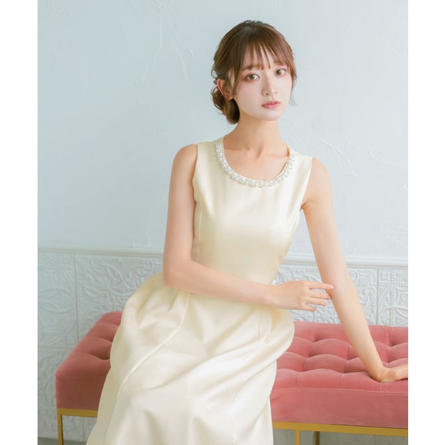 レディース ノースリーブ ワンピース パールビジュー Aライン フレアスカート 結婚式 お呼ばれ 二次会 （アイボリー）