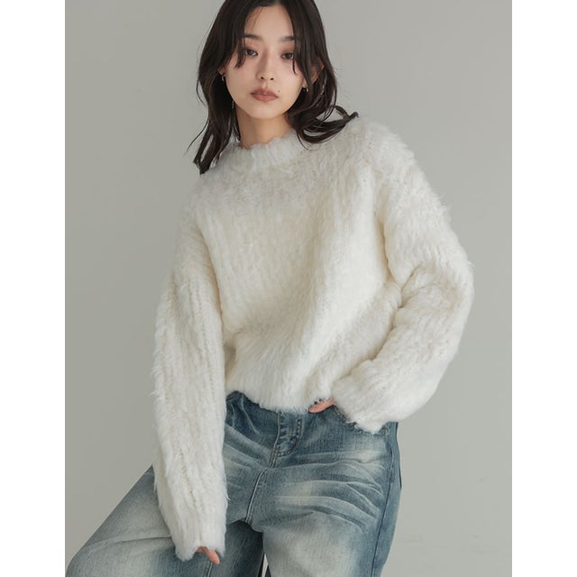 [TREND ITEM COLLECTION]ウェーブブラッシュシャギーニットトップス （アイボリー）