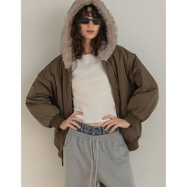 [OUTER COLLECTION]フェイクファーフードMA-1中綿ブルゾン （カーキ）