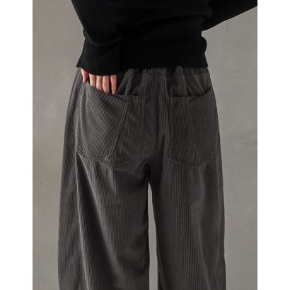 [TREND BOTTOM COLLECTION][低身長/高身長サイズ有]コーデュロイサイド切り替えバックポケットバレルレッグパンツ （チャコールグレー）｜詳細画像