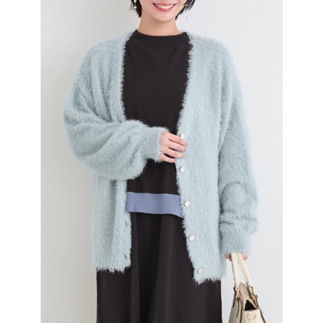 ラメフェザーVネックカーディガン （サックス）