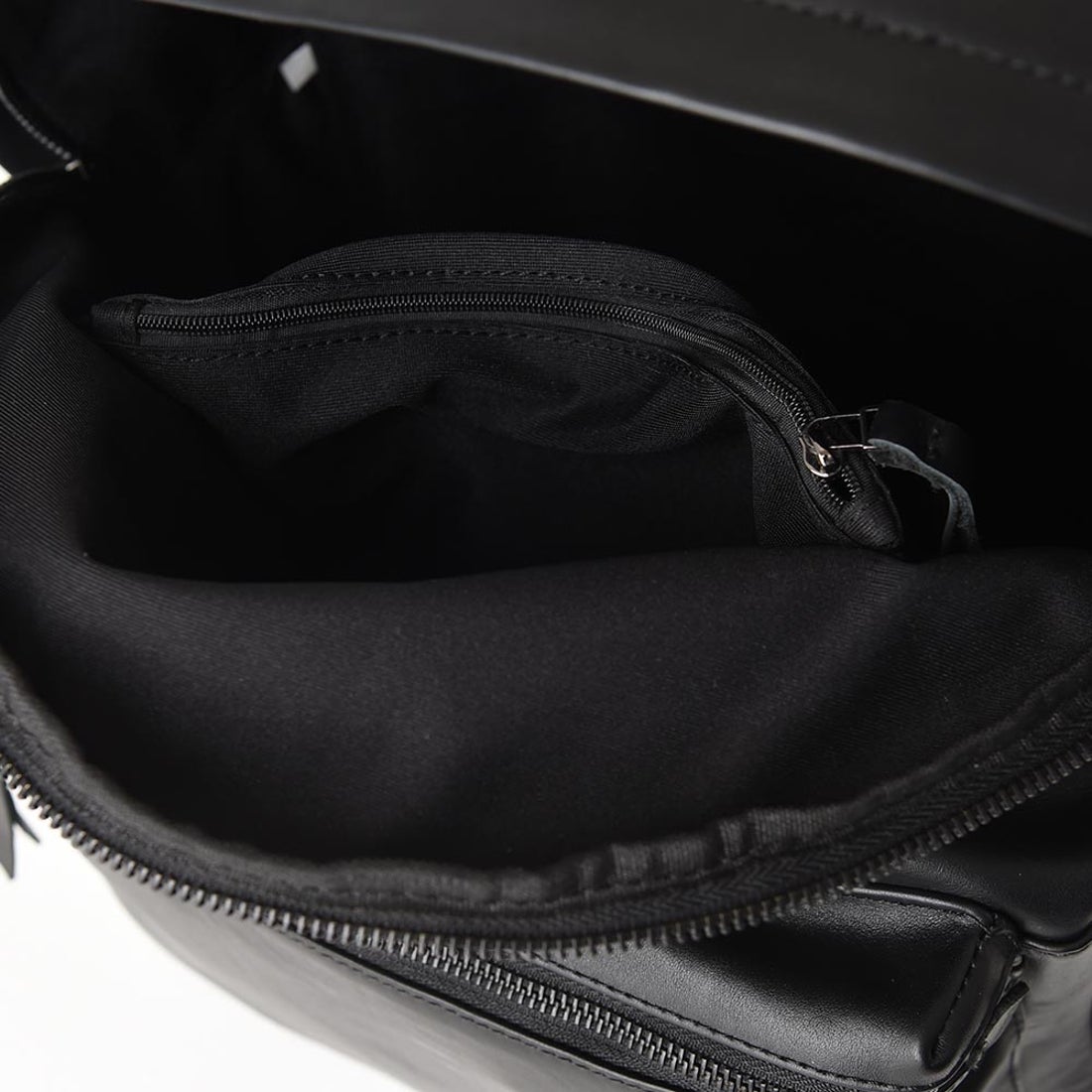 リザード ReZARD Metal plate Leather Backpack （ブラック） -靴 