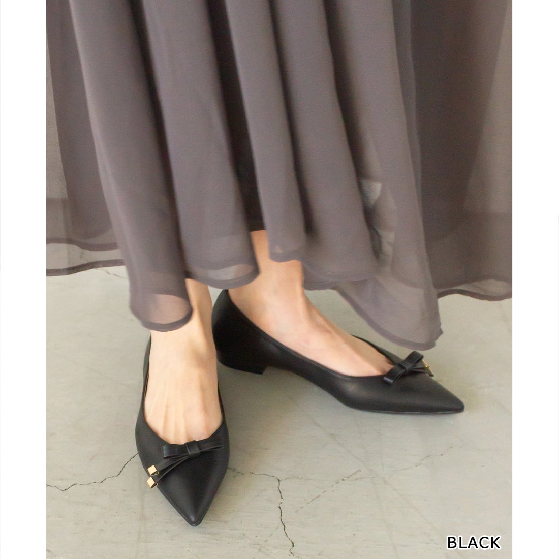 ランダ RANDA 2WAY ソフト Vカットリボンフラットパンプス （BLACK 