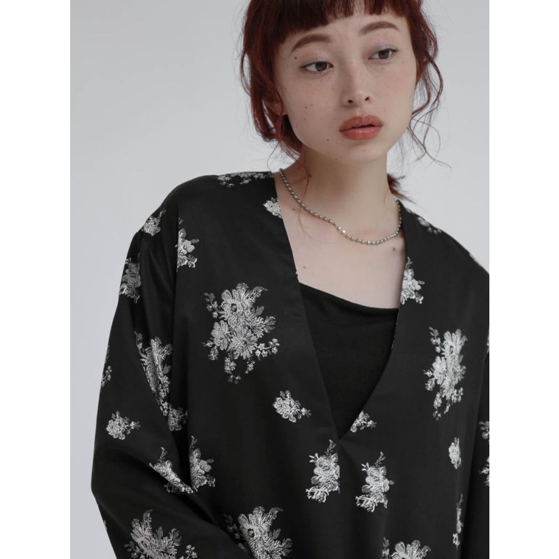 ラディエイト RADIATE 刺繍プリントフレアヘムワンピース （ネイビー 
