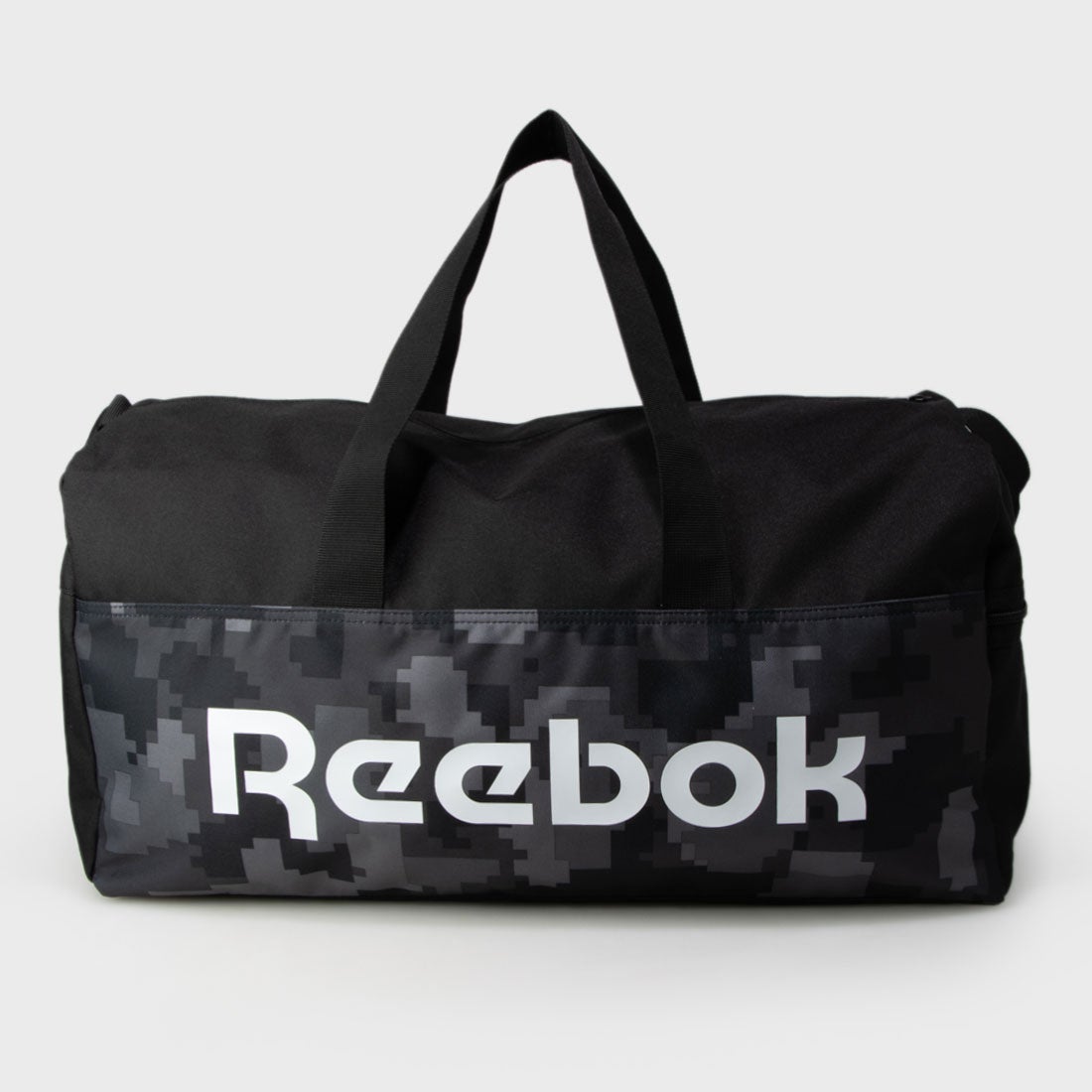 アクティブ コア グラフィック グリップ バッグ ⁄ Act Core Graphic Grip Bag （ブラック） -Reebok 公式 ...