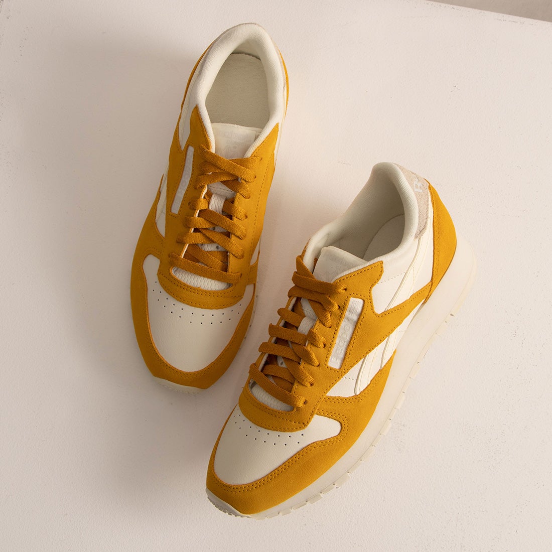 Reebok クラシックレザー / Classic Leather （yellow） -靴＆ファッション通販 ロコンド〜自宅で試着、気軽に返品