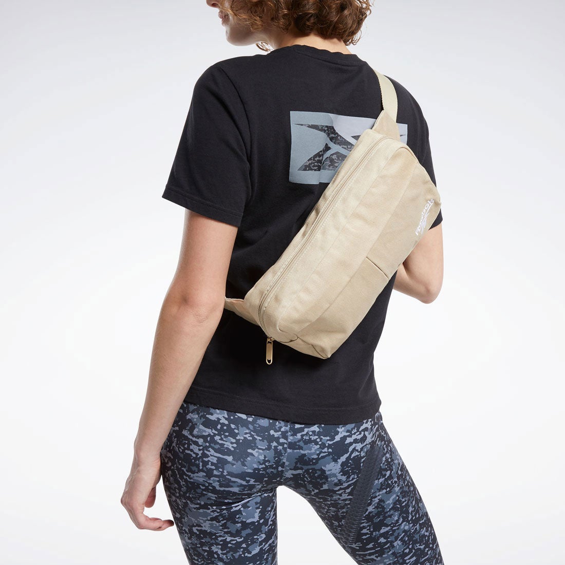リーボック Reebokクラシックス ファウンデーション クロスボディ バッグ / Classics Foundation Crossbody Bag  （他） -靴＆ファッション通販 ロコンド〜自宅で試着、気軽に返品