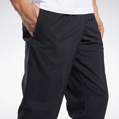 トレーニング エッセンシャルズ ウーヴン カフト パンツ / Training Essentials Woven Cuffed Pants （ブラック）｜詳細画像