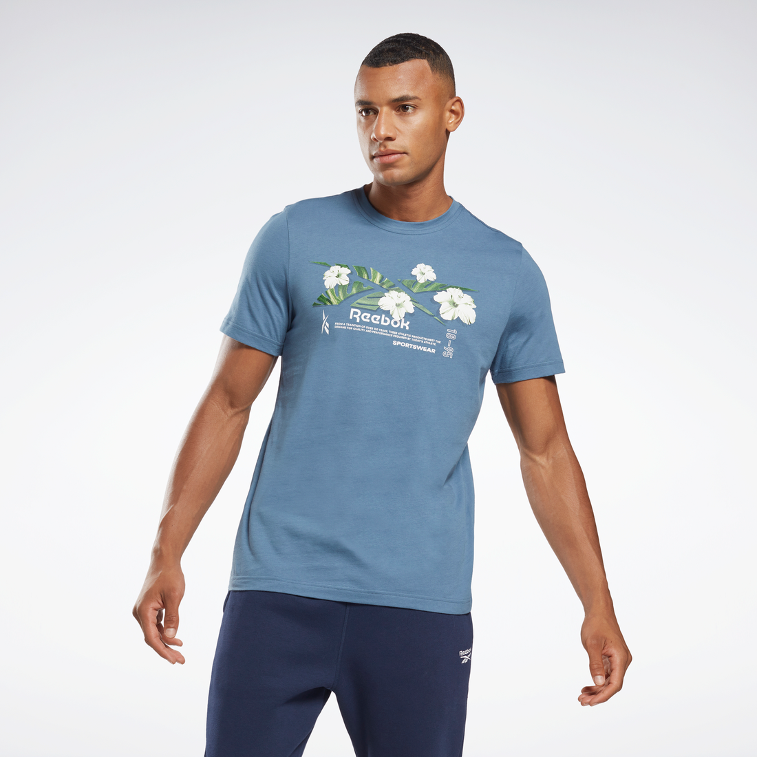 リーボック Reebok リーボック グラフィック シリーズ Tシャツ / Reebok Graphic Series T-Shirt （ブルー）  -ファッション通販 FASHION WALKER
