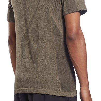 ユナイテッド バイ フィットネス MyoKnit シームレス Tシャツ / United By Fitness MyoKnit Seamless T-Shirt （アーミーグリーン）｜詳細画像
