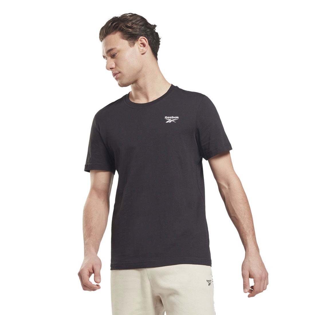 Reebok アイデンティティ クラシックス Tシャツ Identity Classics T-Shirt （ブラック） -STORY  SHOP[ストーリィショップ]｜雑誌で見たアイテムが買える、大人のためのファッション通販サイト