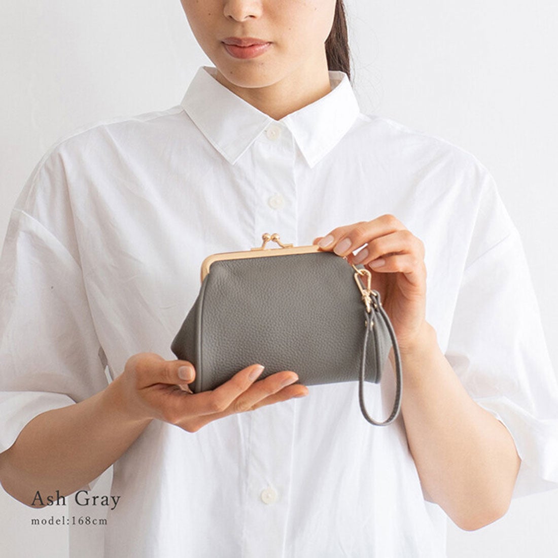 ショルダーバック　がま口ポーチ　本革　レザー　財布 化粧ポーチ　カードケース　黒 リアルスタイル REAL STYLE ポーチ 本革 レザー がま口 お財布機能