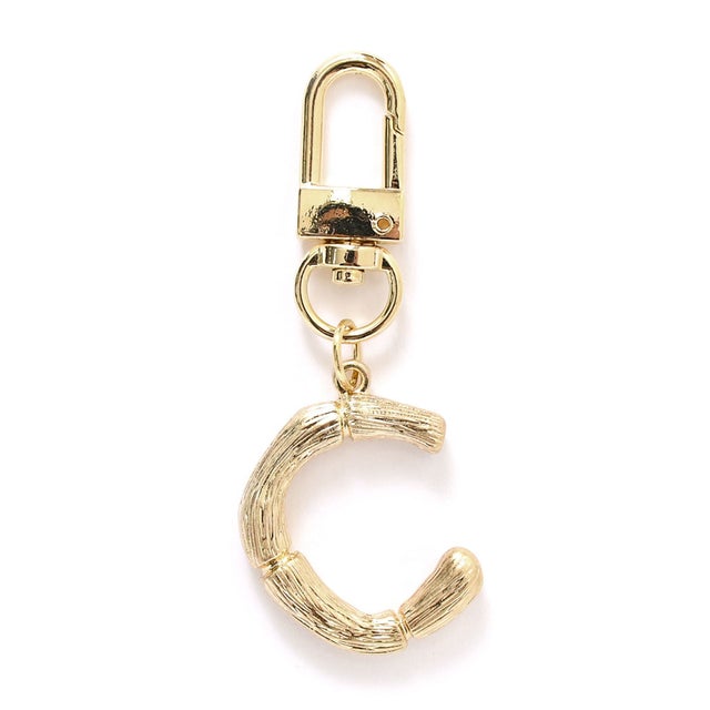 チャーム バッグチャーム キーホルダー アルファベット イニシャル レディース アクセサリー 木 文字 レトロ プレゼント ゴールド 韓国ファッション チンチャコリア （C）