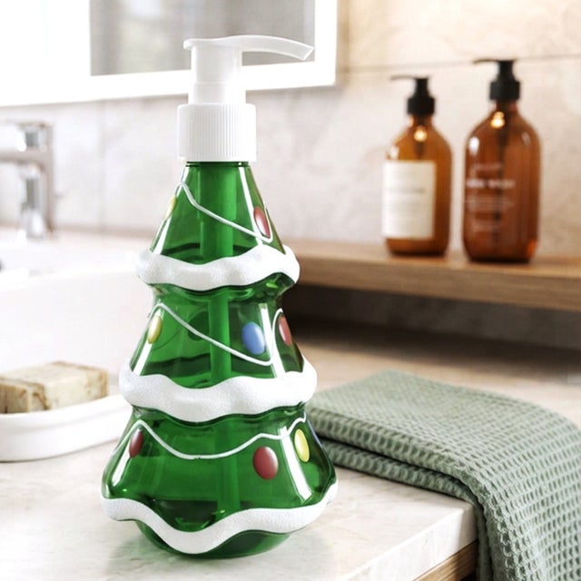 クリスマス 飾り ソープディスペンサー 手動 300ml インテリア オーナメント ディスプレイ 詰め替え ポンプ式 手洗い キッチン 洗面所 （ツリー）