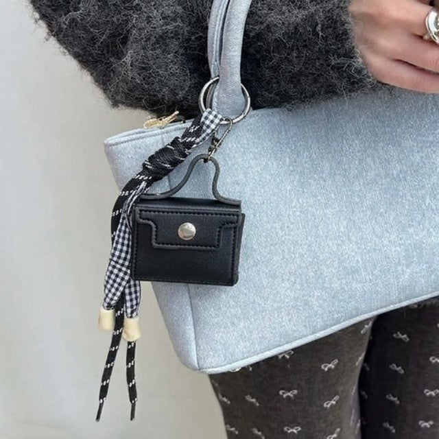 バッグチャーム キーホルダー ストラップ バック スマホ アクセサリー パラコード リボン ギンガムチェック おしゃれ 車 鍵 カラビナ 子供 （ブラック）