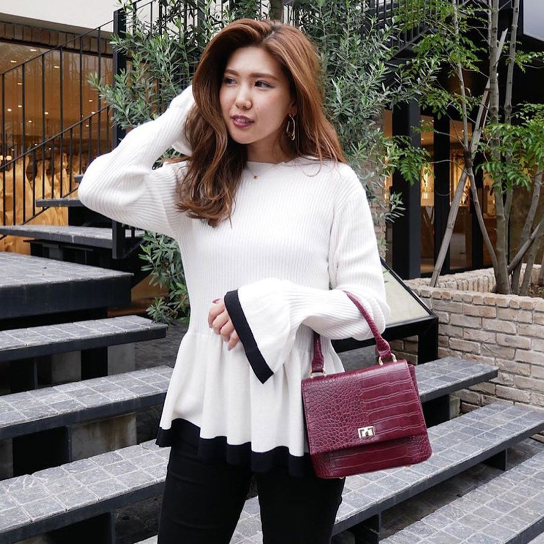 リエンダ rienda Bicolor Peplum Knit TOP （ホワイト） -靴 