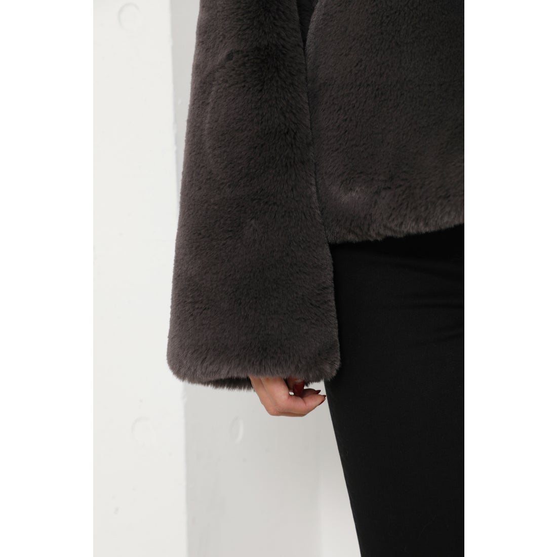 リエンダ rienda Faux Fur Hoodie Short CT （ダークグレー） -靴 