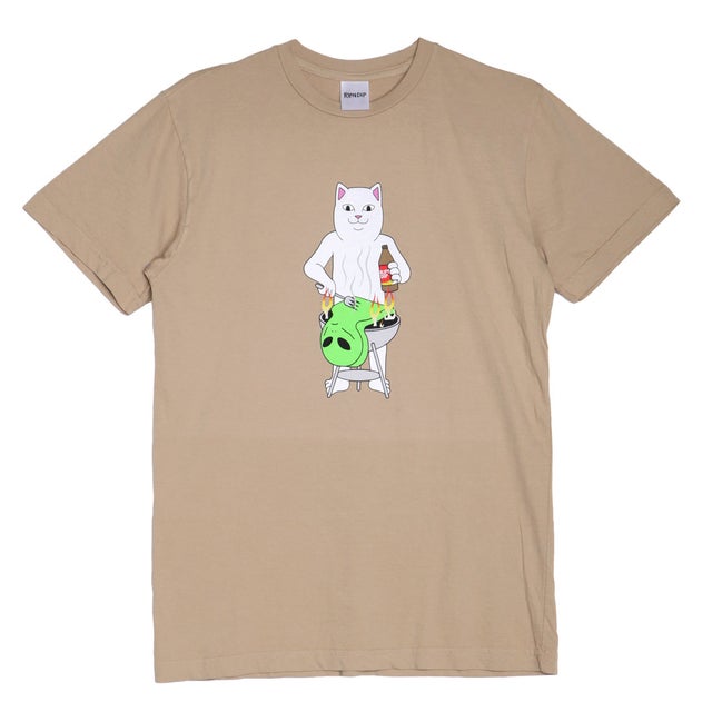 BBQ DAY TEE 半袖Tシャツ （アーモンド）
