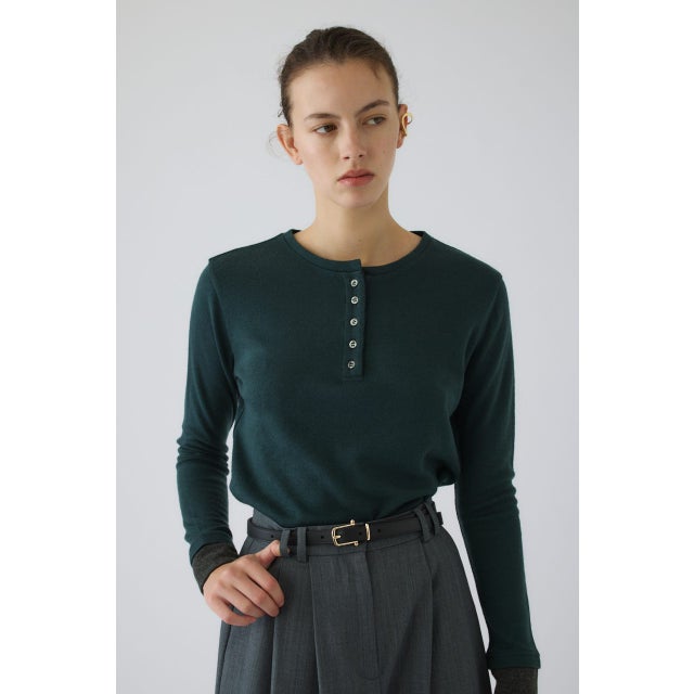 Essential henley cut tops GRN