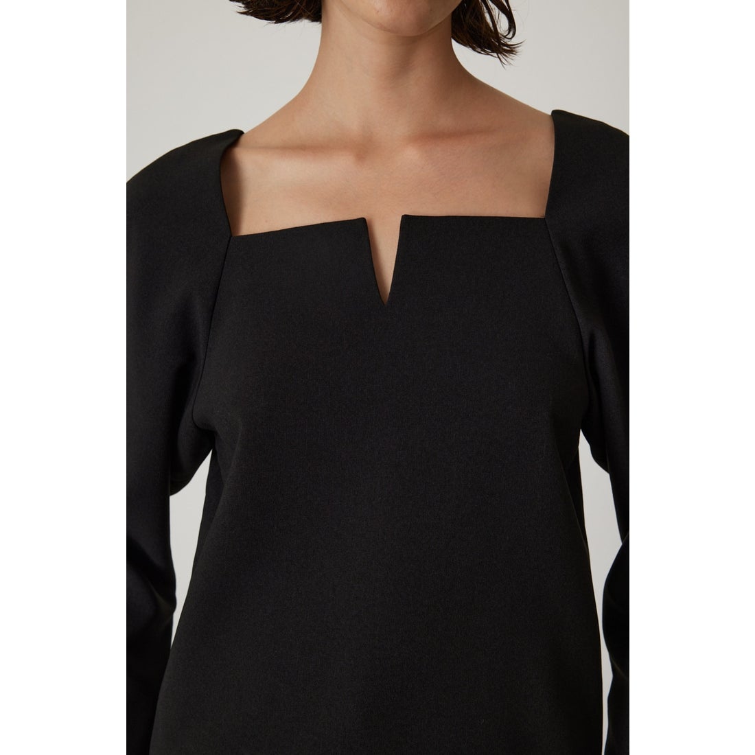 RIM.ARK Sleeve on shoulder design tops BLK -ファッション通販 