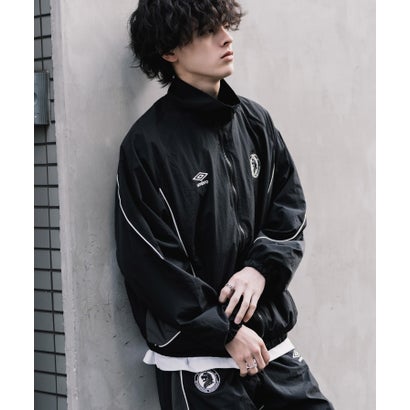 UMBRO アンブロ ナイロンジャケット トラックジャケット メンズ レディース ブルゾン ライトアウター オーバーサイズ リラックス ラグラン 16393 （ブラック）｜詳細画像