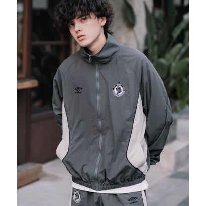 UMBRO アンブロ ナイロンジャケット トラックジャケット メンズ レディース ブルゾン ライトアウター オーバーサイズ リラックス ラグラン 16393 （ブラック）｜詳細画像