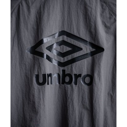 UMBRO アンブロ ナイロンジャケット トラックジャケット メンズ レディース ブルゾン ライトアウター オーバーサイズ リラックス ラグラン 16393 （ブラック）｜詳細画像