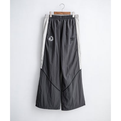 UMBRO アンブロ ナイロンパンツ トラックパンツ メンズ レディース イージー リラックス ウエストゴム 裾スピンドル パイピング 切替デザイン 16394 （ブラック）｜詳細画像