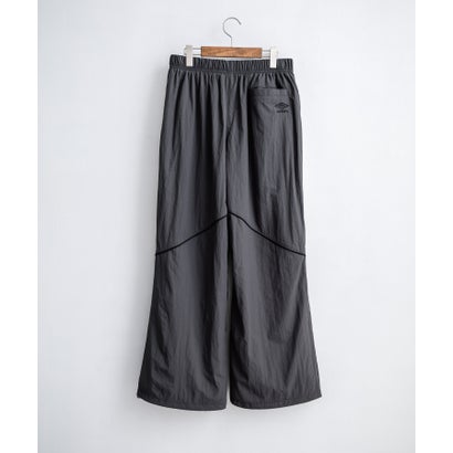 UMBRO アンブロ ナイロンパンツ トラックパンツ メンズ レディース イージー リラックス ウエストゴム 裾スピンドル パイピング 切替デザイン 16394 （ブラック）｜詳細画像