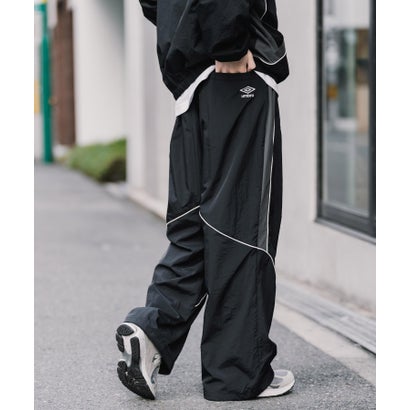 UMBRO アンブロ ナイロンパンツ トラックパンツ メンズ レディース イージー リラックス ウエストゴム 裾スピンドル パイピング 切替デザイン 16394 （チャコール）｜詳細画像