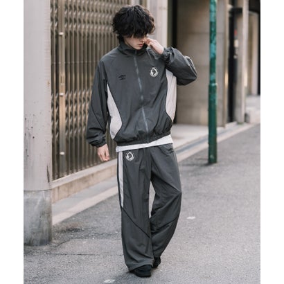 UMBRO アンブロ ナイロンパンツ トラックパンツ メンズ レディース イージー リラックス ウエストゴム 裾スピンドル パイピング 切替デザイン 16394 （チャコール）｜詳細画像